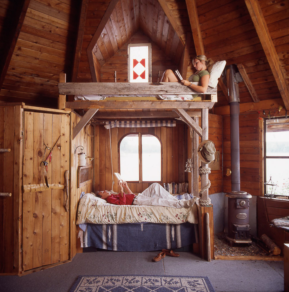 Cabin bunk beds by Winnipeg editorial photographer