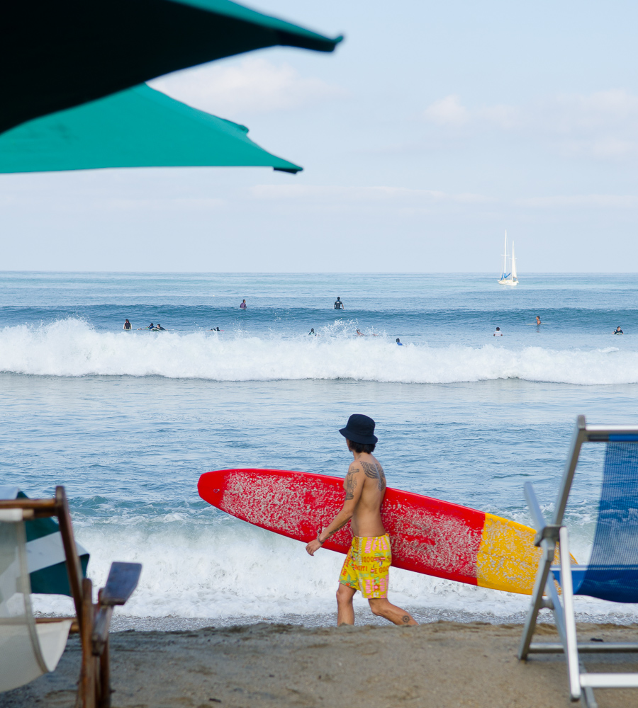 Sayulita surfer by Winnipeg travel photographer